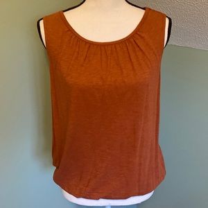 t.la Sleeveless Elastic Waist Top